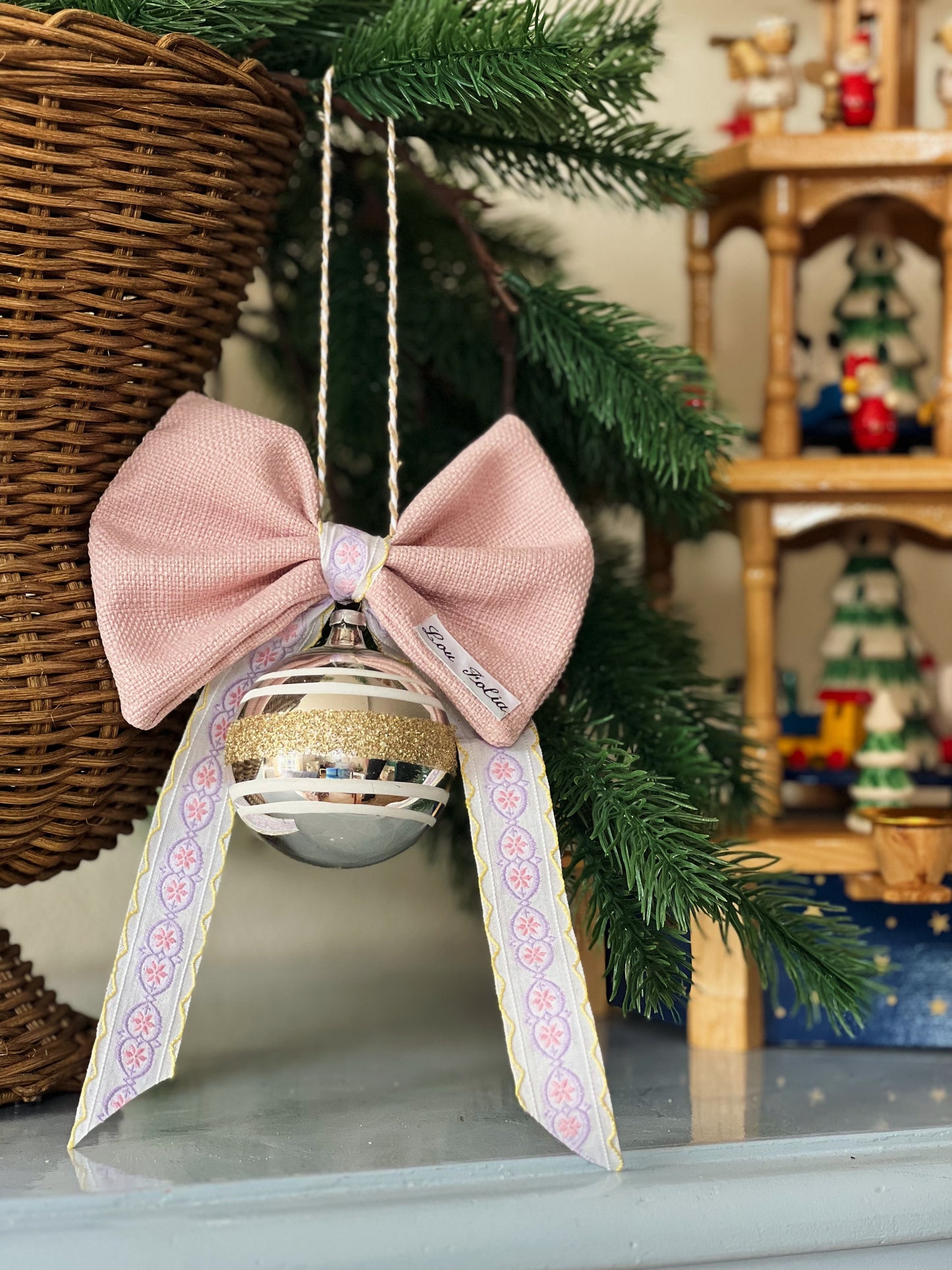 Julekugle med sløjfe - Nr. 121