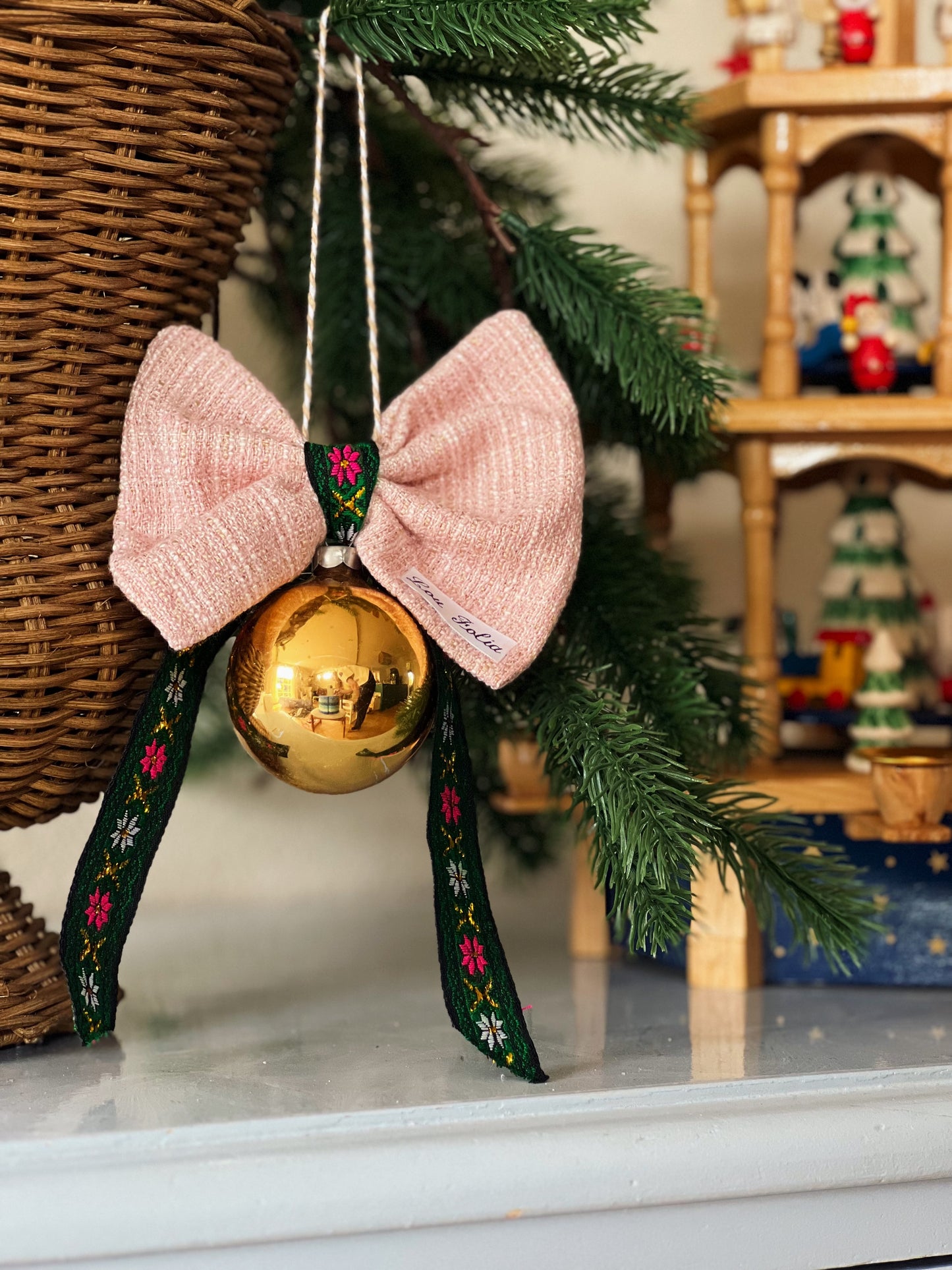 Julekugle med sløjfe - Nr. 94